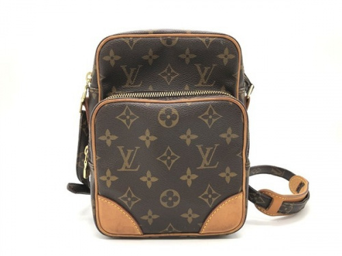 ショルダーバッグのLOUIS VUITTON