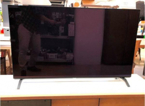 液晶テレビの有機ELテレビ