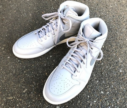 AIR JORDAN 1 MIDのNIKE
