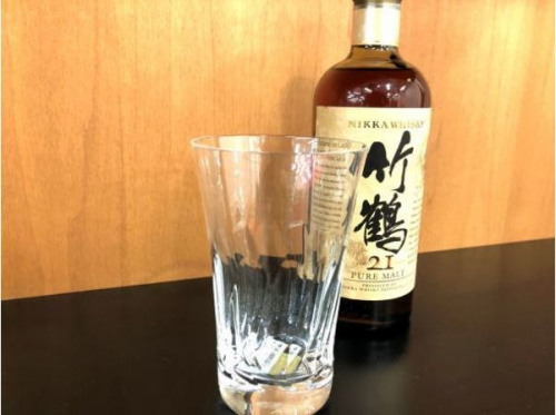 テーブルウェアのガラス