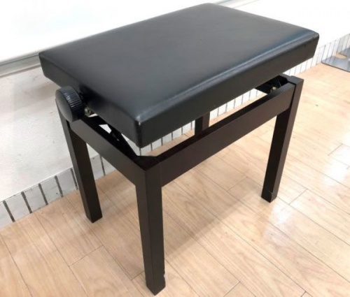 電子ピアノの河合楽器