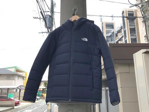 トップスのジャケット