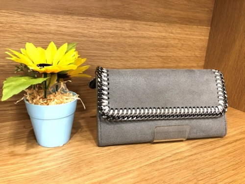 バッグ・財布の長財布