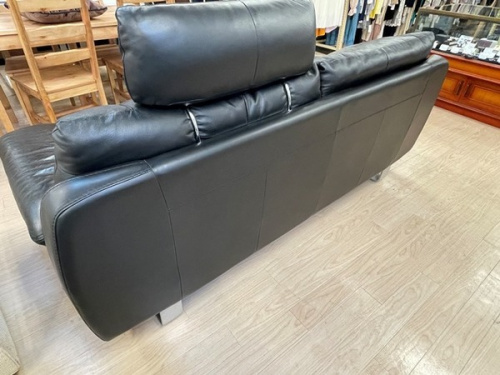 2人掛けソファーのワタリジャパン