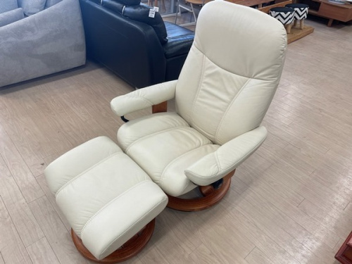 生活家具のイス