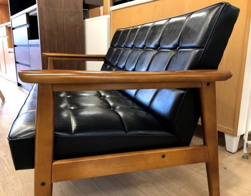 2人掛けソファーのカリモク60