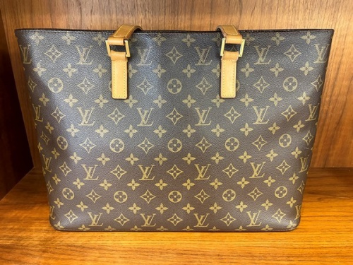 LOUIS VUITTONのルイ・ヴィトン