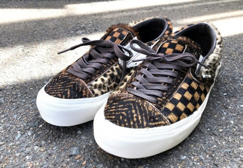 スニーカーのVANS(ヴァンズ)