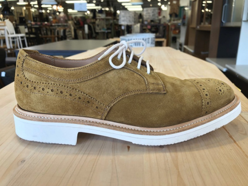 チップシューズのTricker's×URBAN RESEARCH DOORS