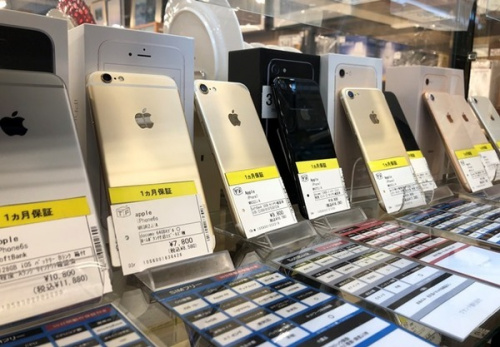モバイル機器のスマートフォン