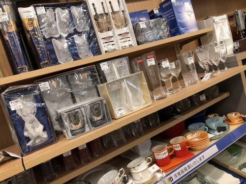 食器 買取 福岡のリサイクルショップ 福岡
