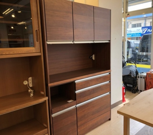 家具のカップボード・食器棚