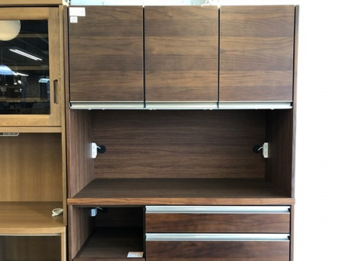 カップボード・食器棚の3枚扉レンジボード