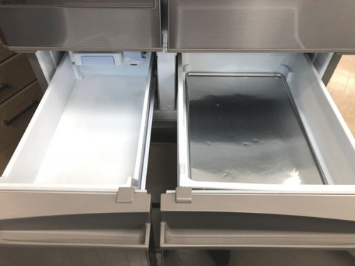 6ドア冷蔵庫のMITSUBISHI