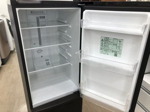 冷蔵庫の2ドア冷蔵庫