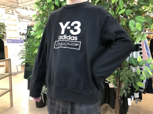 Y-3(ワイスリー)のスウェット