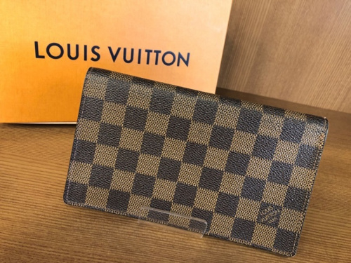 ブランド・ラグジュアリーの財布