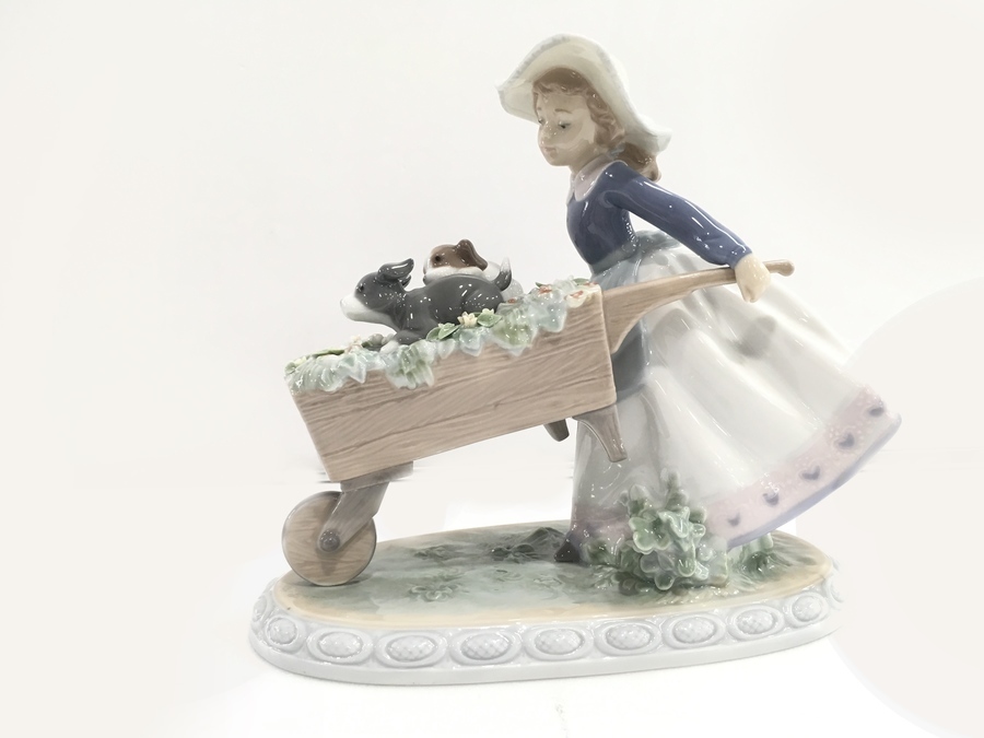 リヤドロよりさわやかな一瞬を描いた「乗せてあげる」買取入荷！【横浜