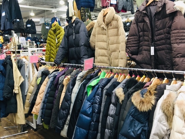 ドラッグストアーズ　ライトダウン　新品タグ付き ドラッグストアーズライトダウン新品タグ付き