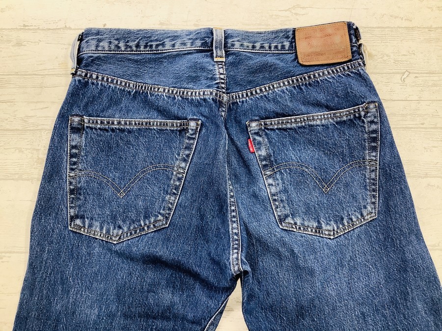 LEVI'S VINTAGE CLOTHINGのセルビッチデニムパンツ『501XX』を