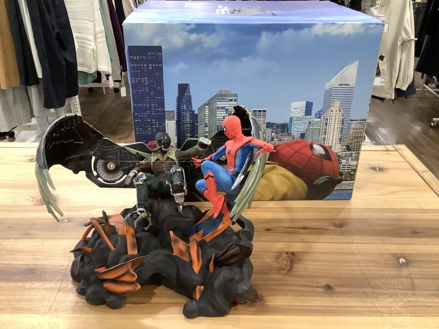 MARVEL(マーベル)のスパイダーマンVSヴァルチャーフィギュアを