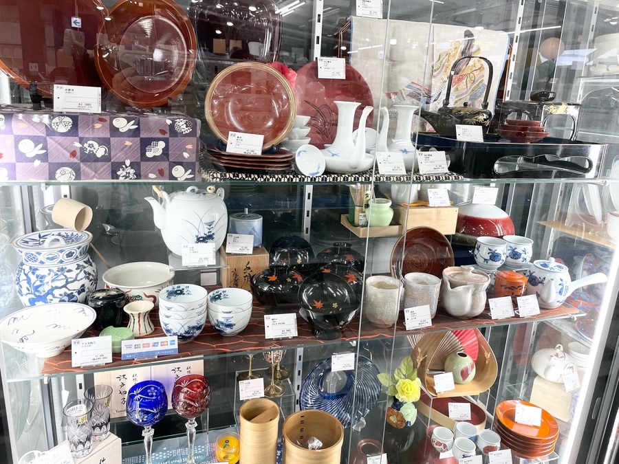 ロイターポーセリン　REUTTER PORZELLAN ミニチュア家具 REUTTER PORZELLAN(ロイターポーセリン)のミニチュアが買取入荷