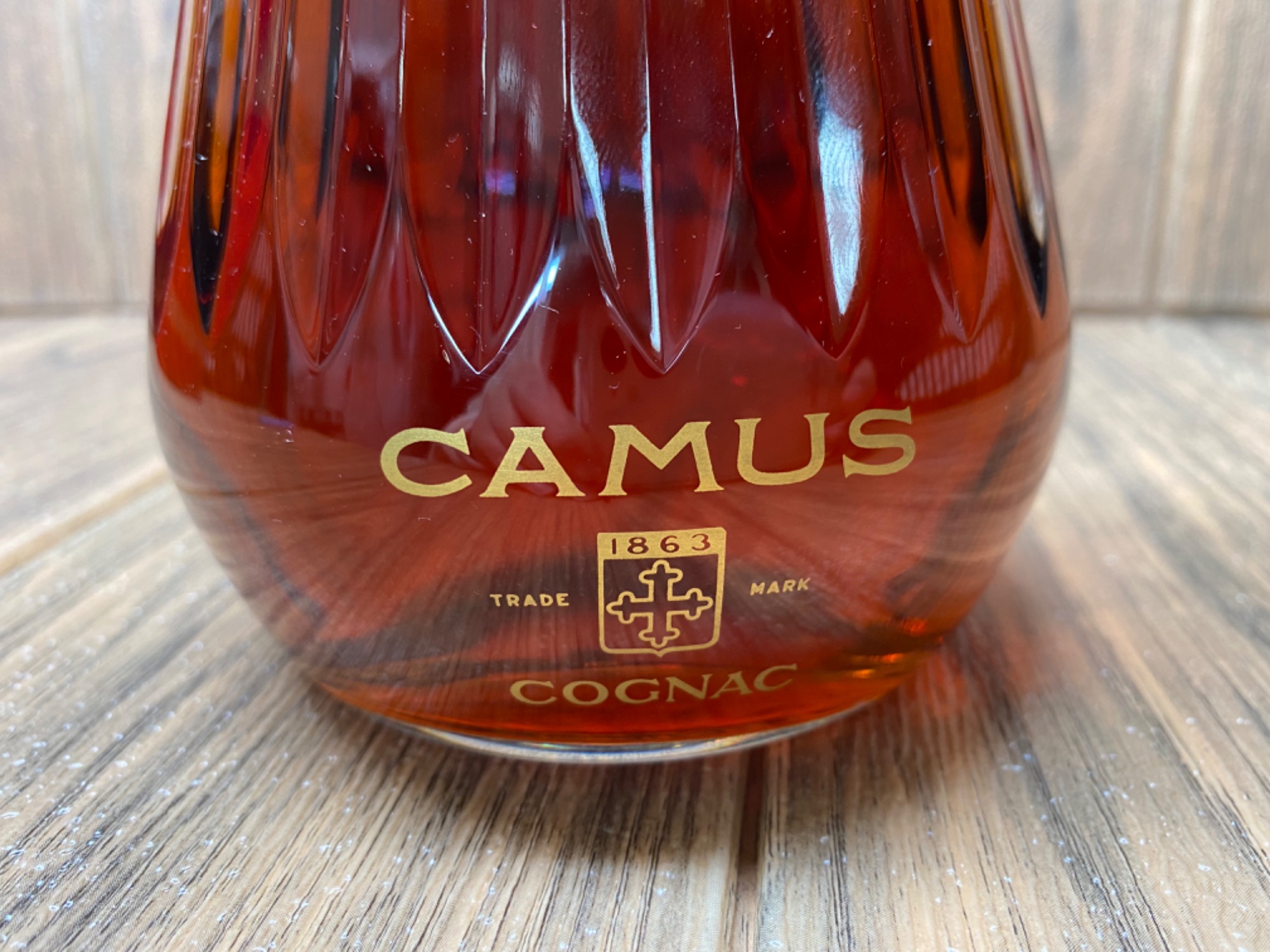 CAMUS(カミュ) コニャック カラフェバカラ 700mlが買取入荷致しました