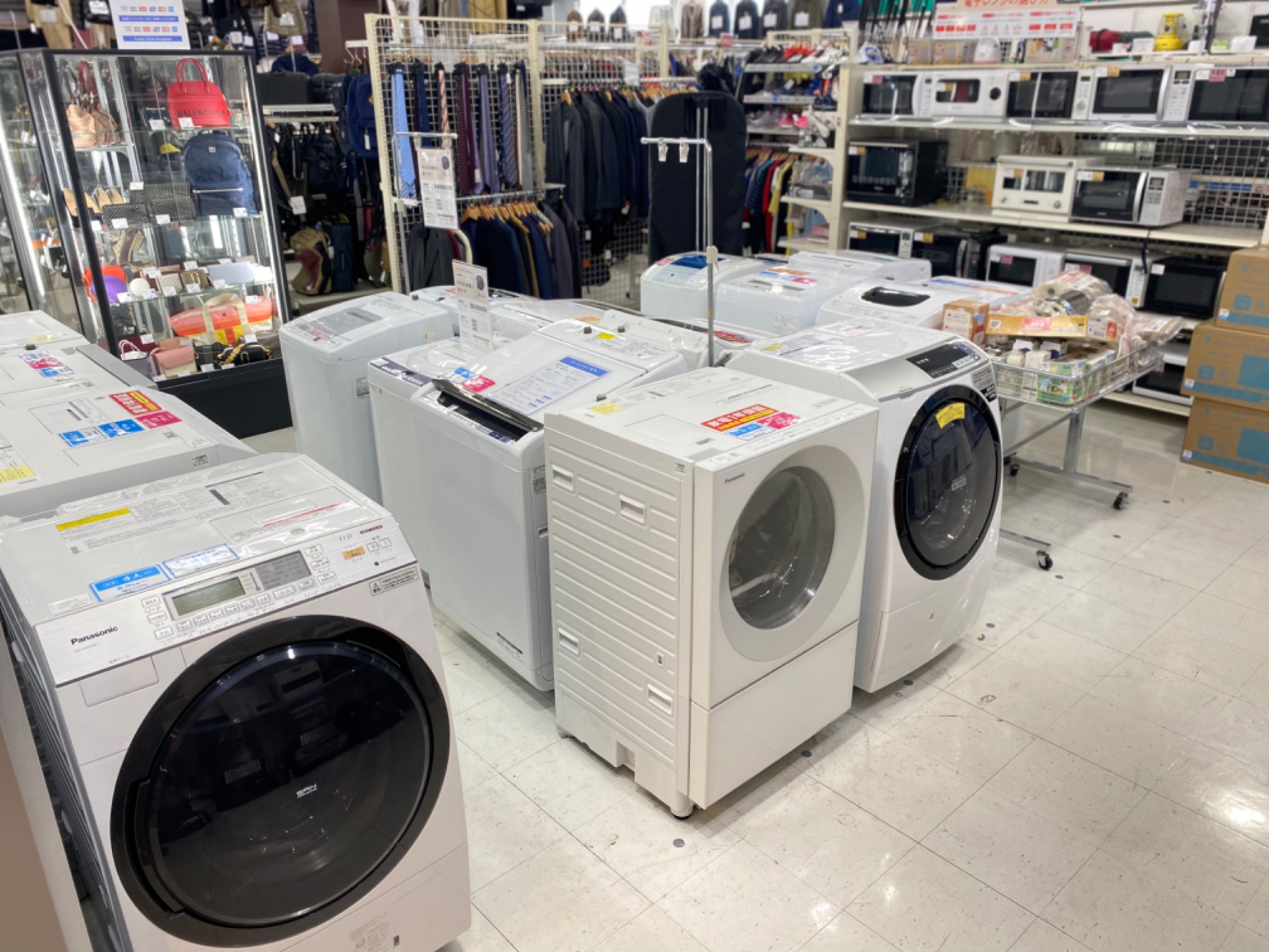 HITACHI(日立) ビッグドラムドラム式洗濯乾燥機 BD-SV110B 2017 HITACHI(日立) ビッグドラムドラム式洗濯乾燥機 BD-SV110B 2017