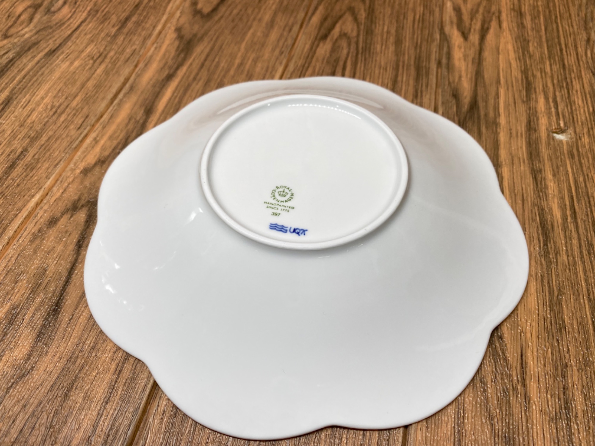 ロイヤルコペンハーゲン　ジュリウス 赤ライン　子供食器　未使用品 2025年最新】Royal Copenhagen ベビー用食器の人気アイテム