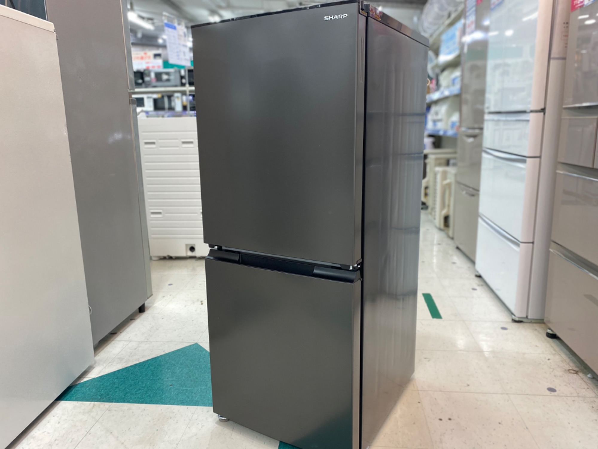 SHARP 2ドア冷蔵庫 2022年製年製 入荷いたしました！