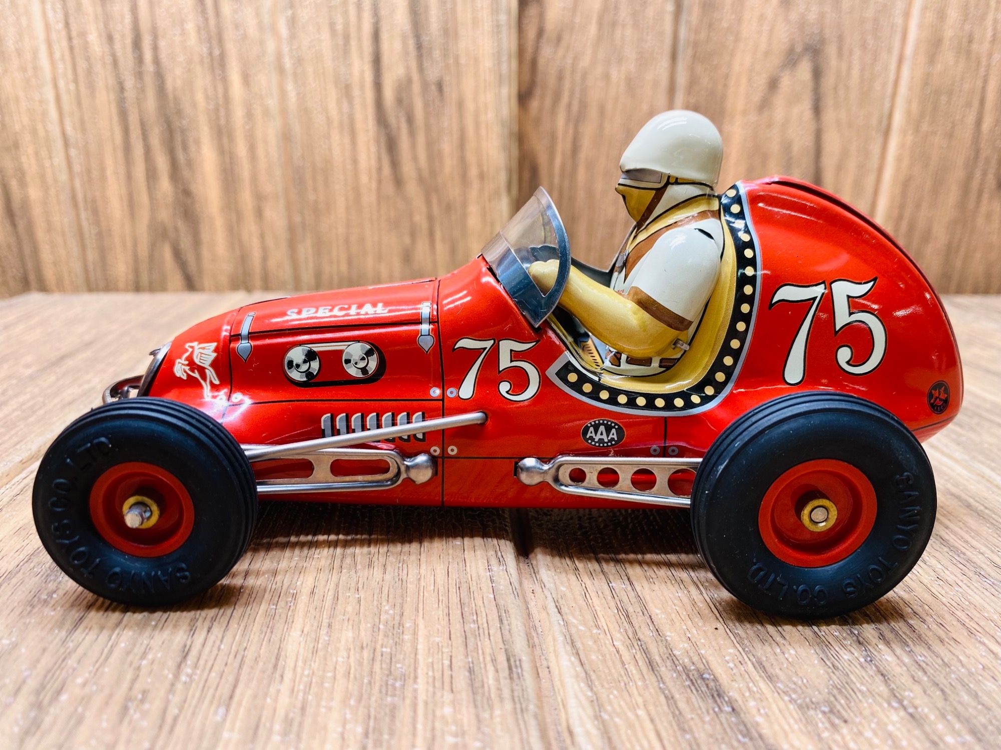 トミー 1999年復刻版 チャンピオンミゼットレーサー5 75周年モデル 希少品 トミー 1999年復刻版 チャンピオンミゼットレーサー5 75周年モデル