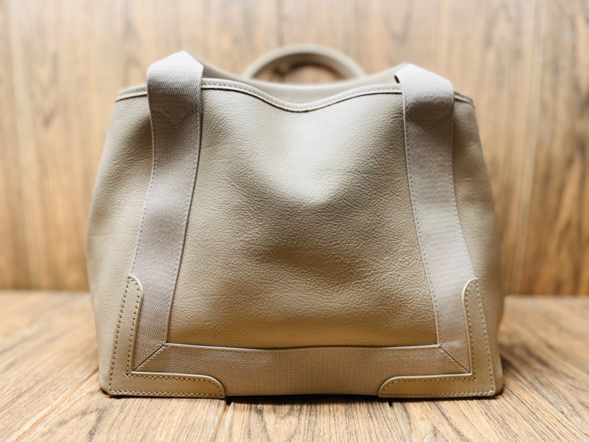 バレンシアガ(BALENCIAGA)バレンシアガ カバス S トートバッグ