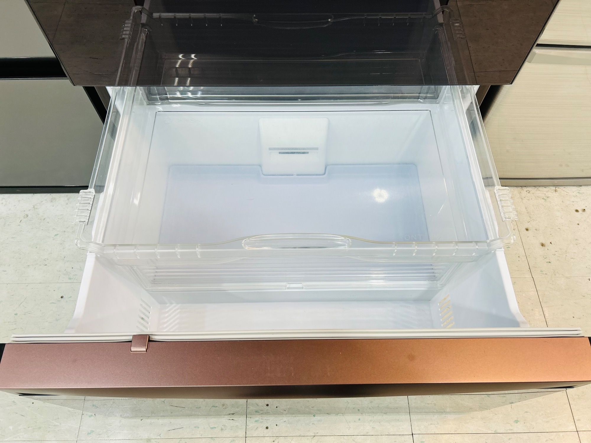 MITSUBISHI(三菱)の6ドア冷蔵庫 MR-WX60C-BRが買取入荷いたし MITSUBISHI(三菱)の6ドア冷蔵庫 MR-WX60C-BRが買取入荷いたし
