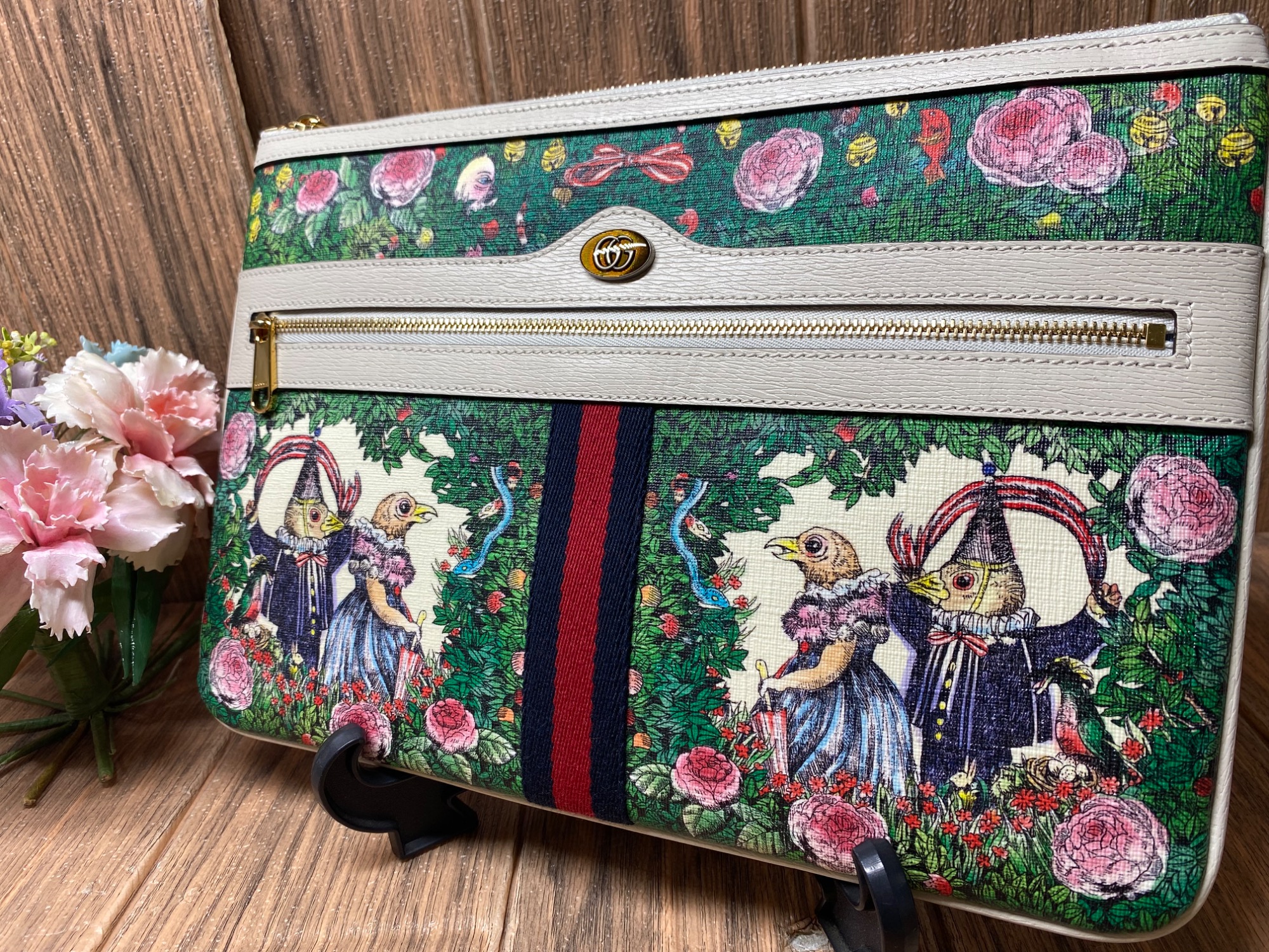 GUCCI(グッチ)×ヒグチ ユウコ セカンドバッグ店頭販売中です