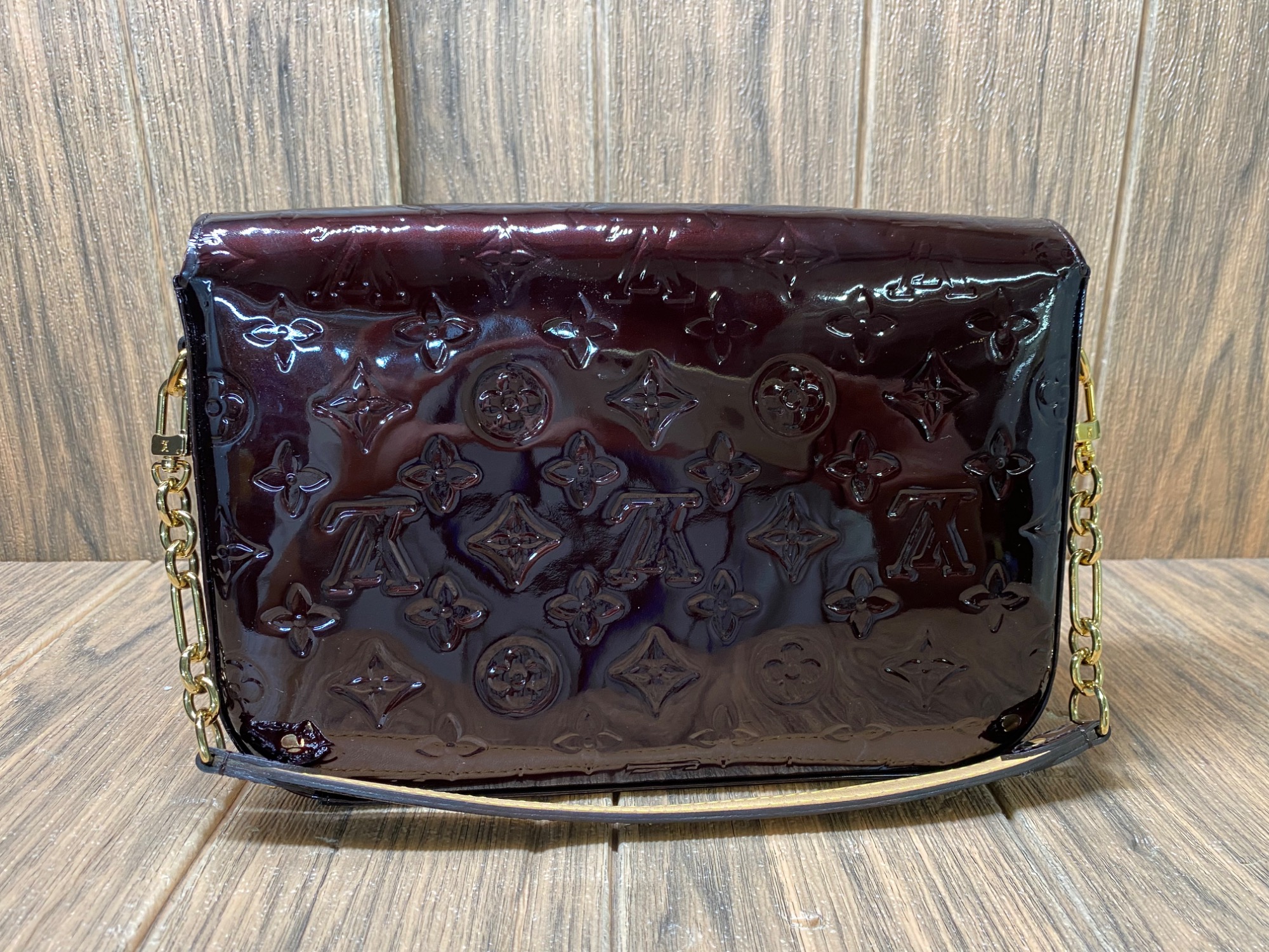 LOUIS VUITTON(ルイヴィトン) ロデオドライブ M93598 ヴェルニが買取