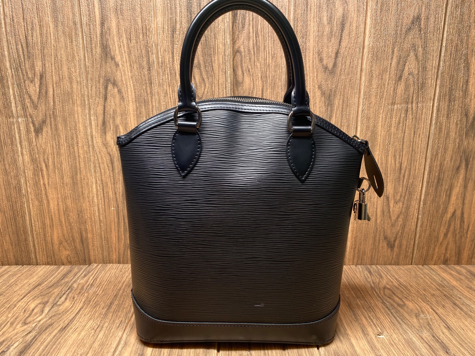 ぶどう【美品】LOUISVUITTON ルイヴィトン ロックイット ぶどう【美品