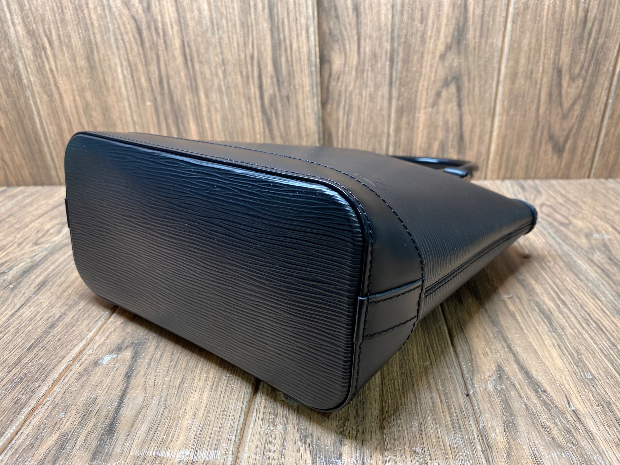 買取強化中] LOUIS VUITTON(ルイ ヴィトン) ロックイット M42292