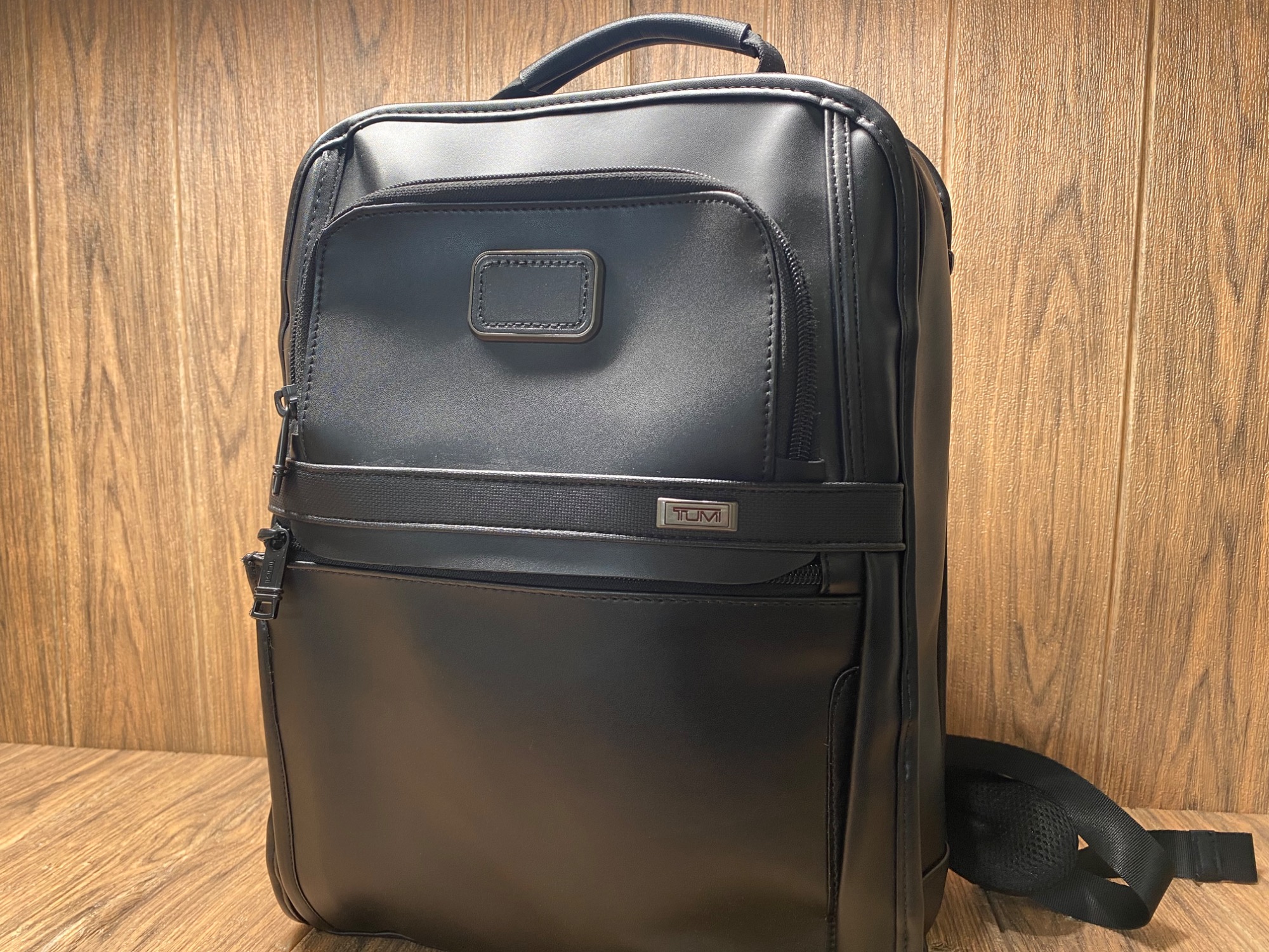TUMI(トゥミ) レザーリュック Alpha(アルファ) 買取入荷しました