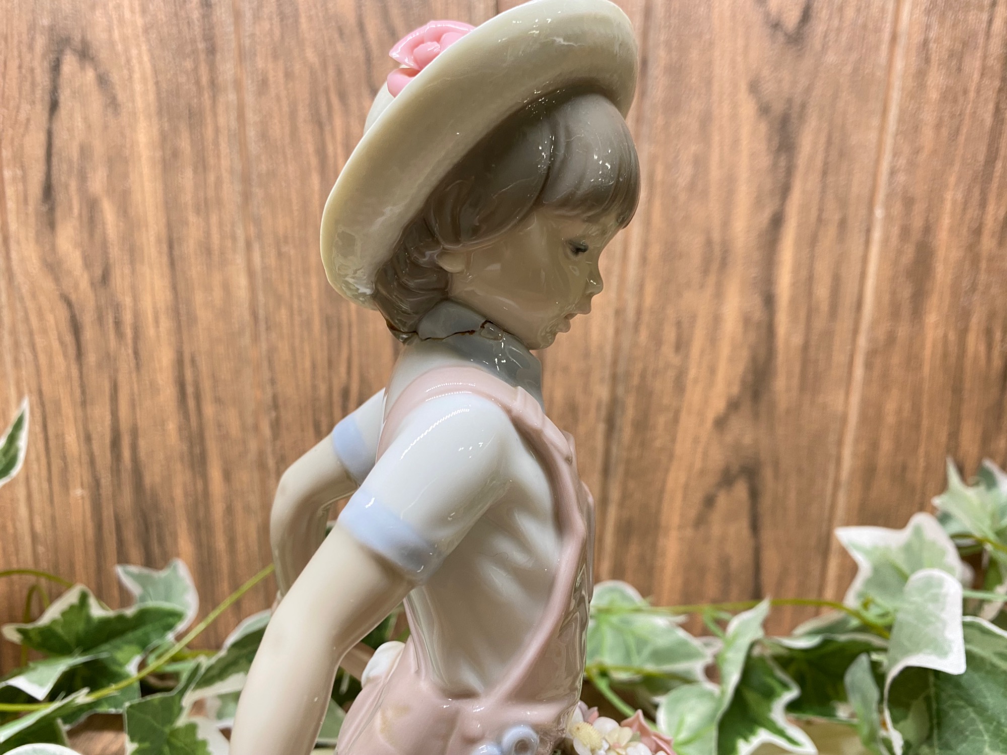 インテリア買取強化！】LLADRO フィギュリン「花車」が入荷いたしまし