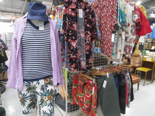 メンズファッションのシャツ