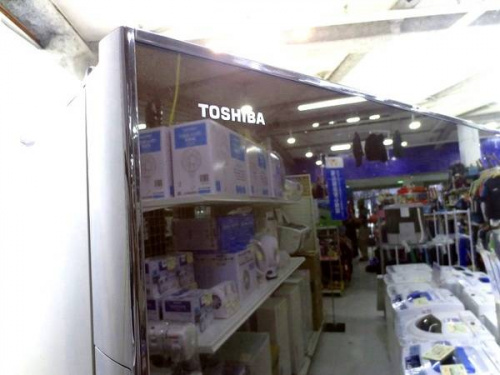 3ドア冷蔵庫のTOSHIBA