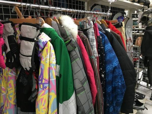 スノーボードのBURTON