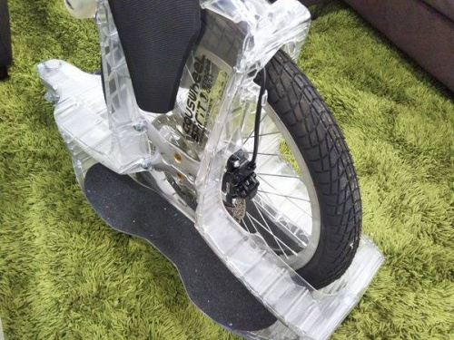 スケボーの一輪車