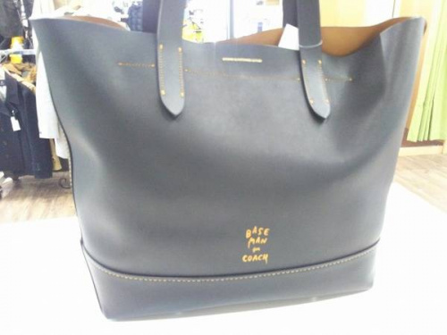 トートバッグのコーチ(COACH)
