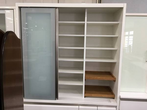 カップボードの中古家具