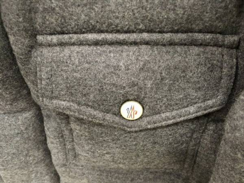 MONCLER(モンクレール)のダウンジャケット