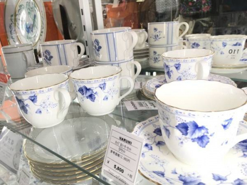 ブランド・ラグジュアリーの洋食器