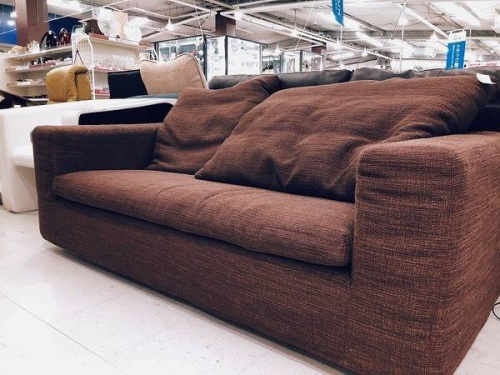 家具のソファ