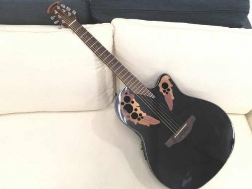 楽器のギター