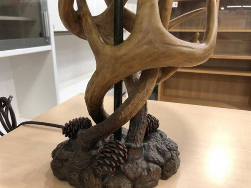 ファンタジーの横浜　中古家具